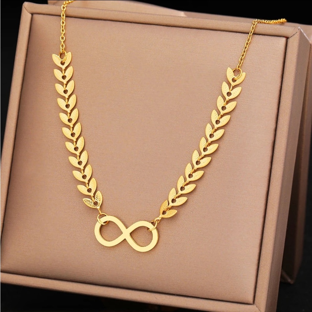 NEW Infinity Symbol Gold Stainless Steel Necklace - Picture 1 of 4